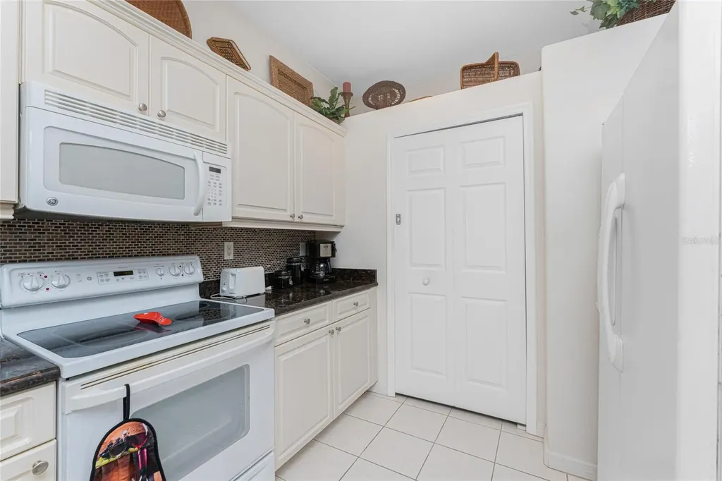 102 Natures Way Rotonda West FL 33947