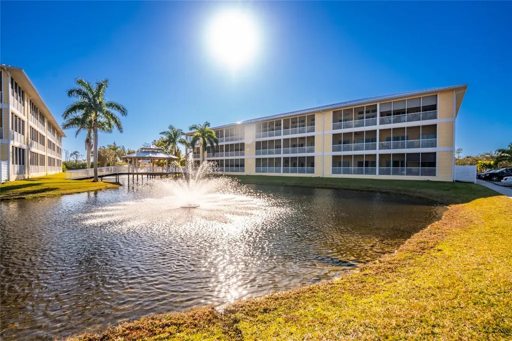 102 Natures Way Rotonda West FL 33947