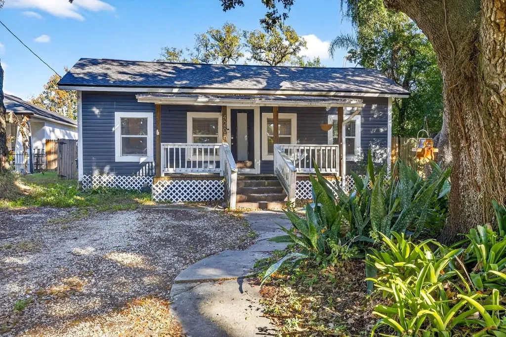 4205 N 15th Street Tampa FL 33610