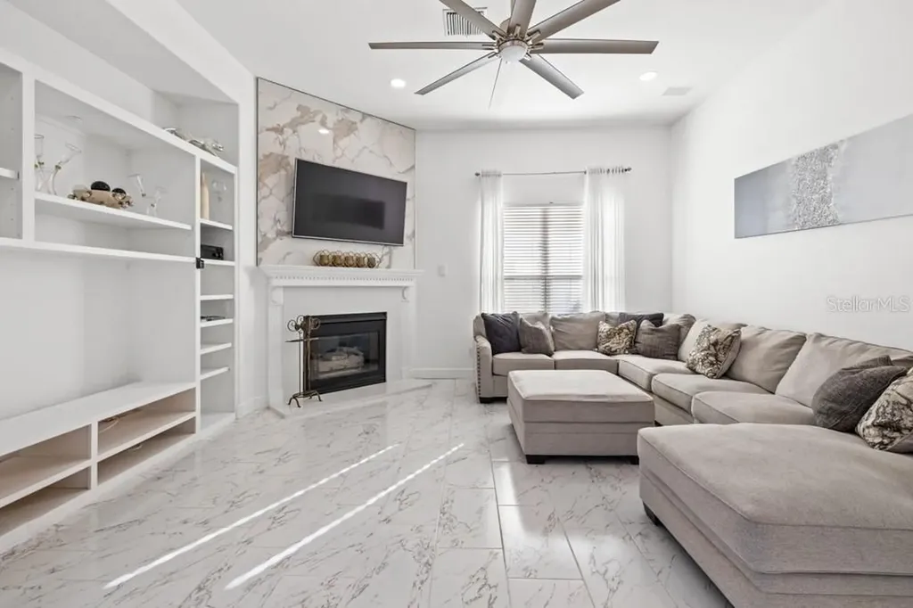 9229 Wickham Way Orlando FL 32836