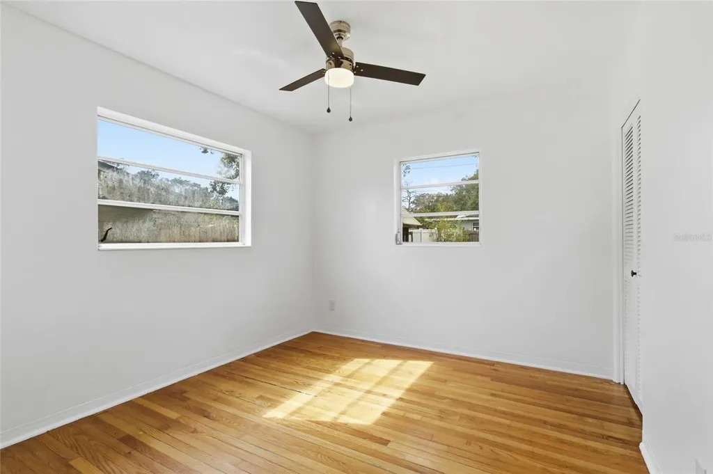 5128 18th Street N St Petersburg FL 33714