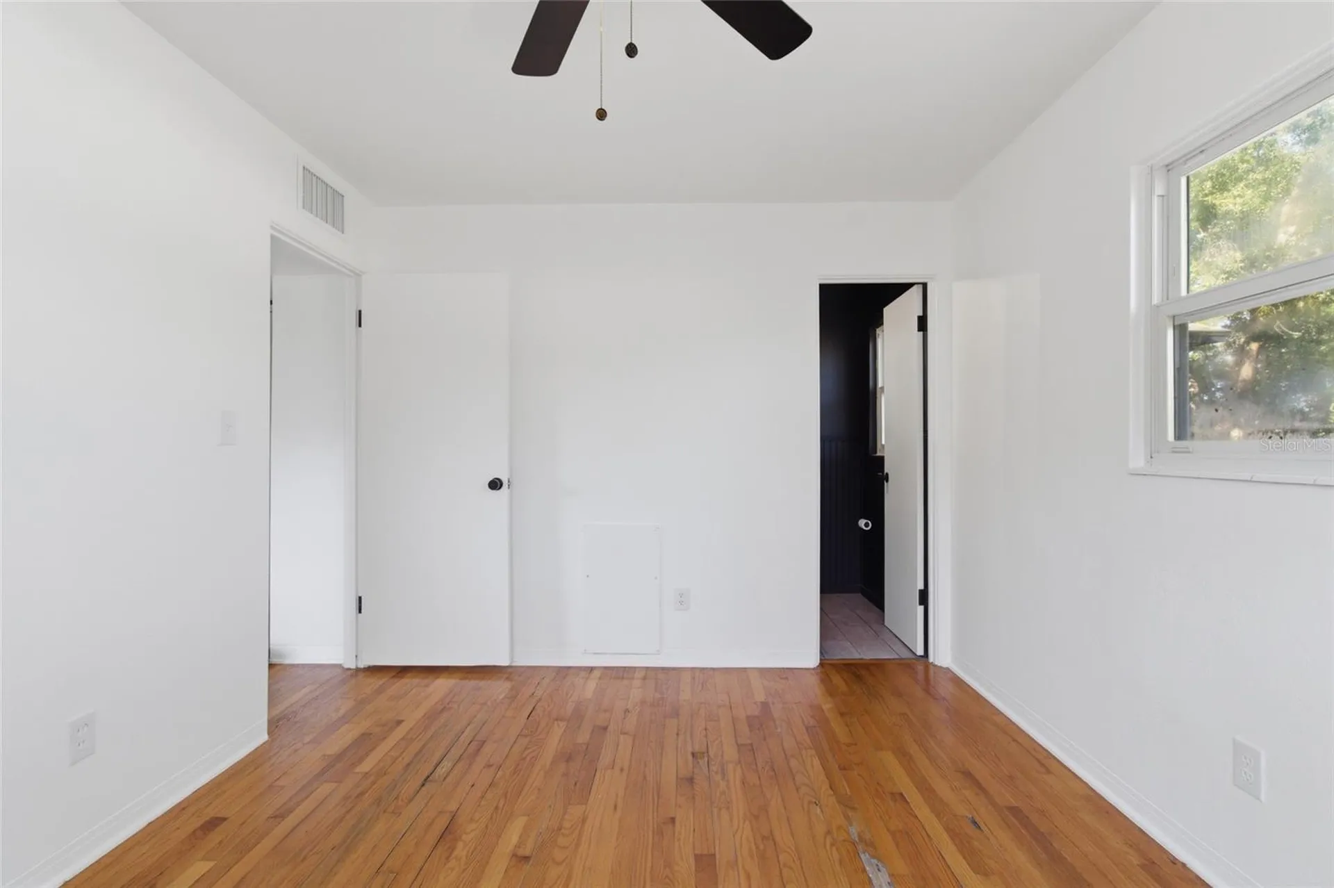 5128 18th Street N St Petersburg FL 33714
