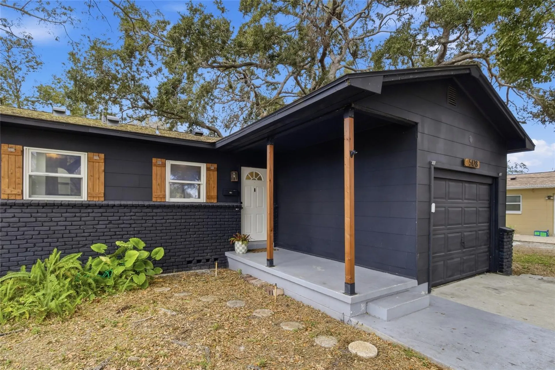 5128 18th Street N St Petersburg FL 33714
