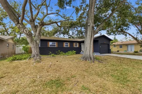 5128 18th Street N St Petersburg FL 33714
