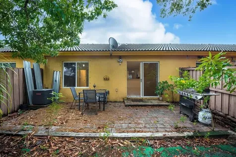 401 NE 1st Court Hallandale Beach FL 33009