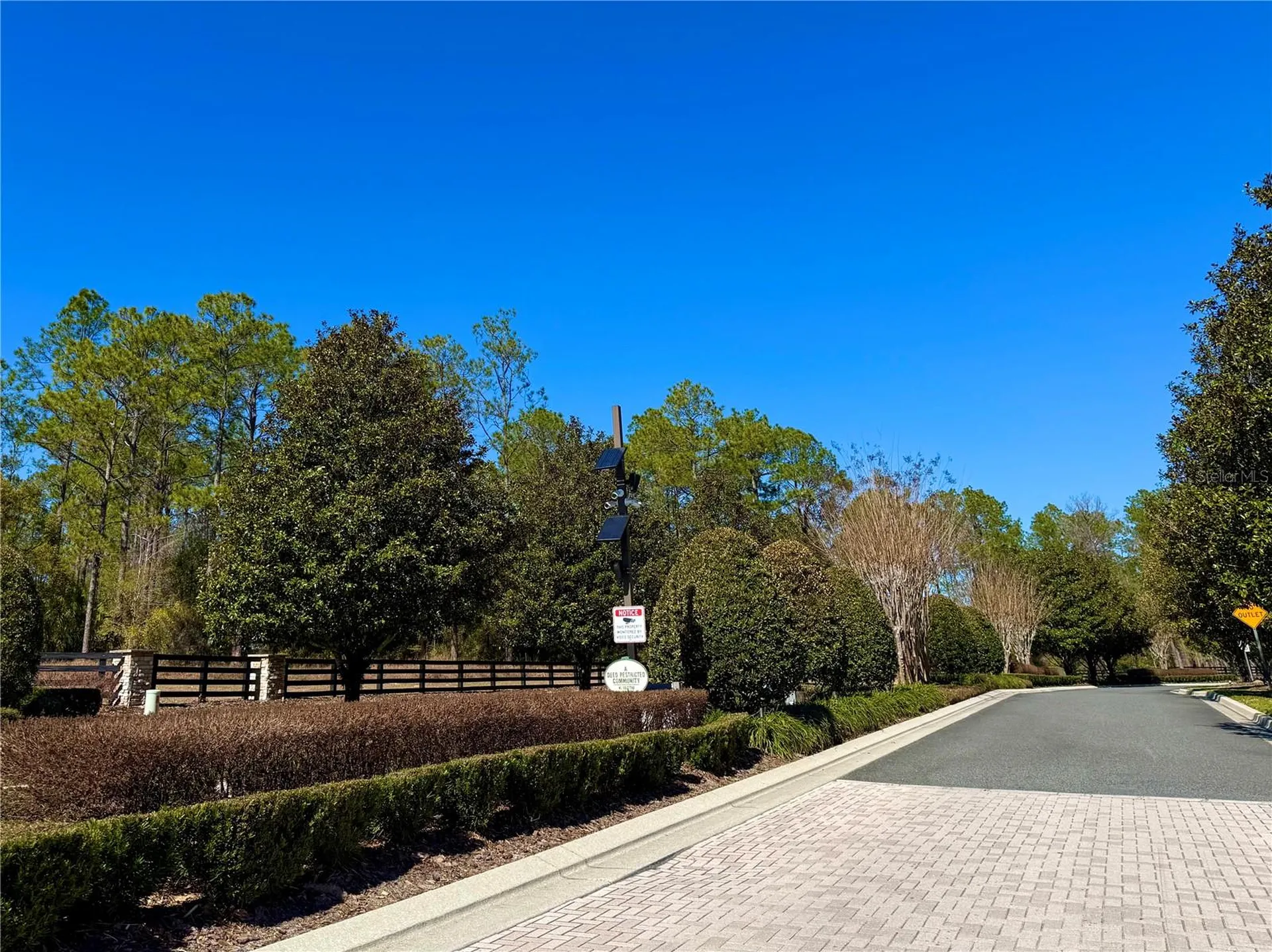 35135 Pinegate Trail Eustis FL 32736