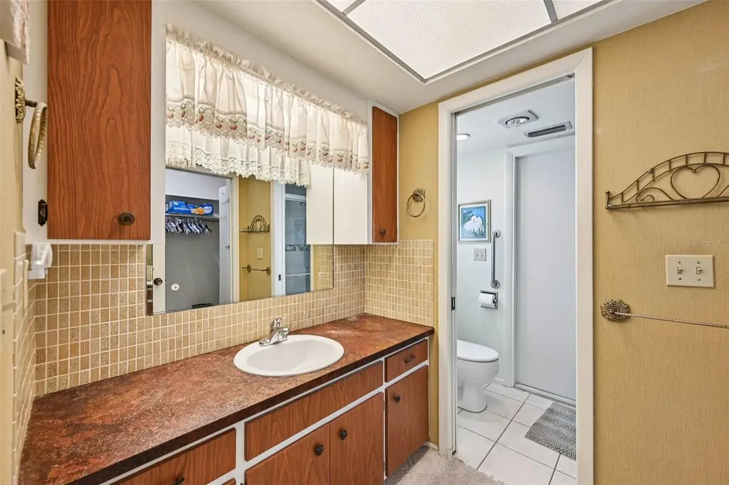 101 Algiers Drive Venice FL 34293