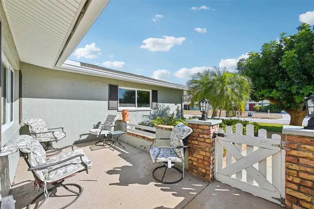 101 Algiers Drive Venice FL 34293