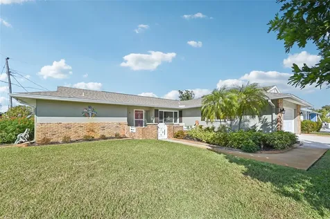 101 Algiers Drive Venice FL 34293