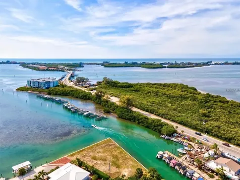 101 Algiers Drive Venice FL 34293