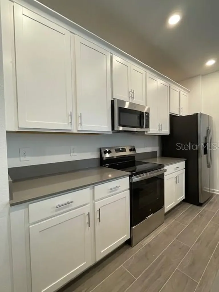 1609 Cross Prairie Parkway Kissimmee FL 34744