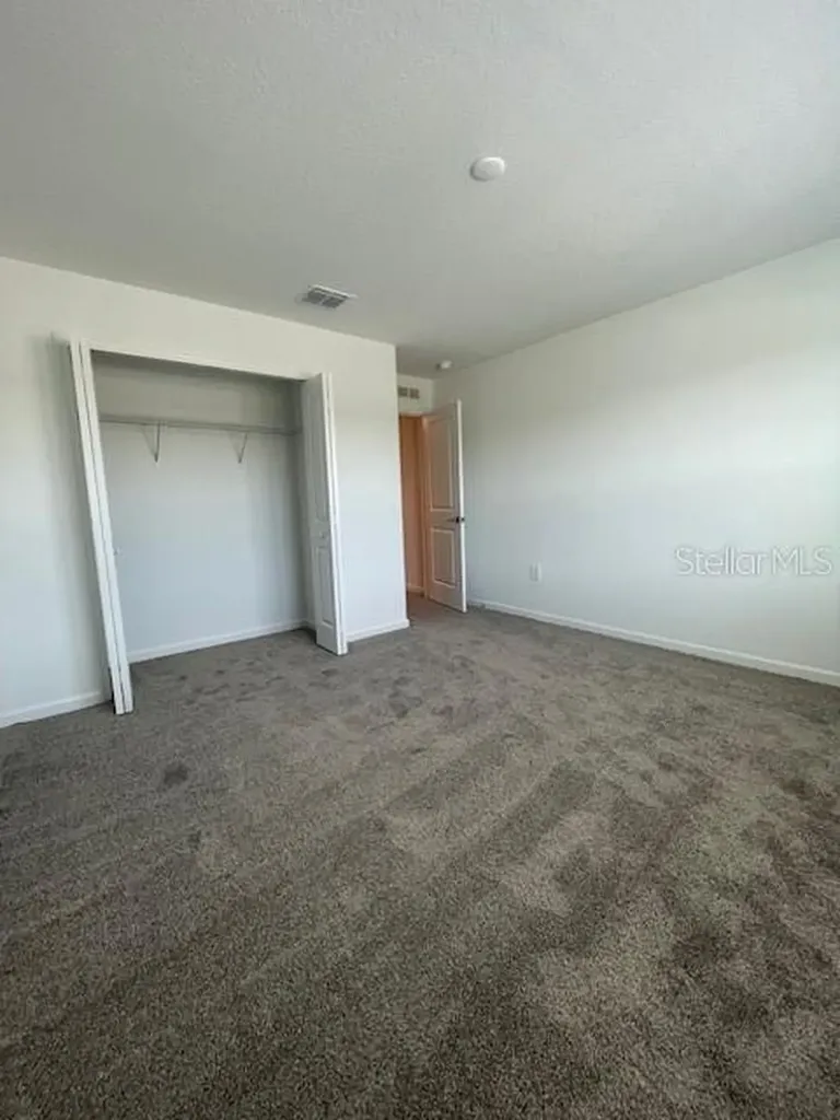 1609 Cross Prairie Parkway Kissimmee FL 34744