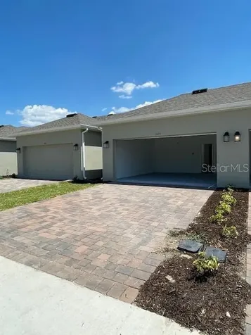 1609 Cross Prairie Parkway Kissimmee FL 34744