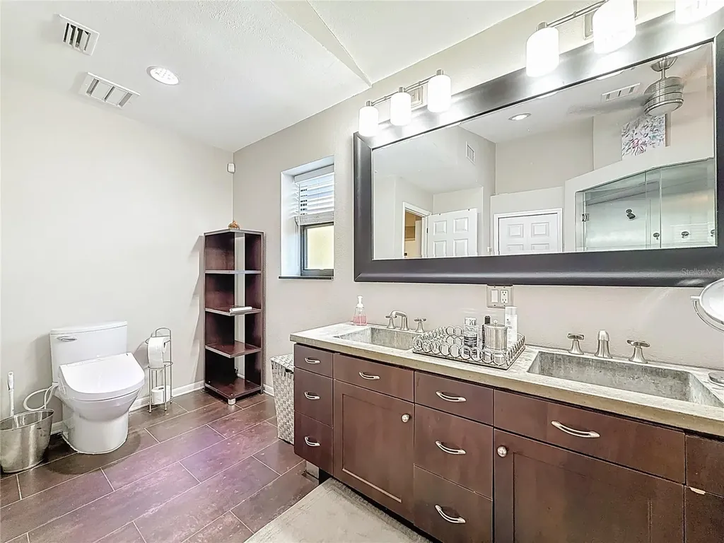 50 Willowood Lane Oldsmar FL 34677