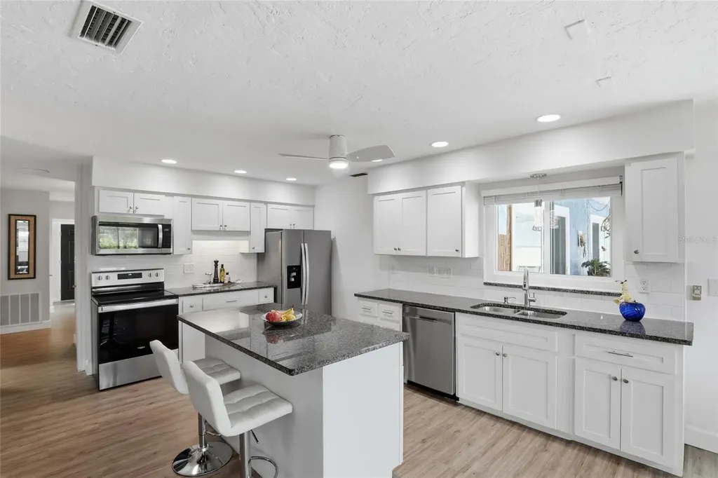 514 Palm Avenue Nokomis FL 34275