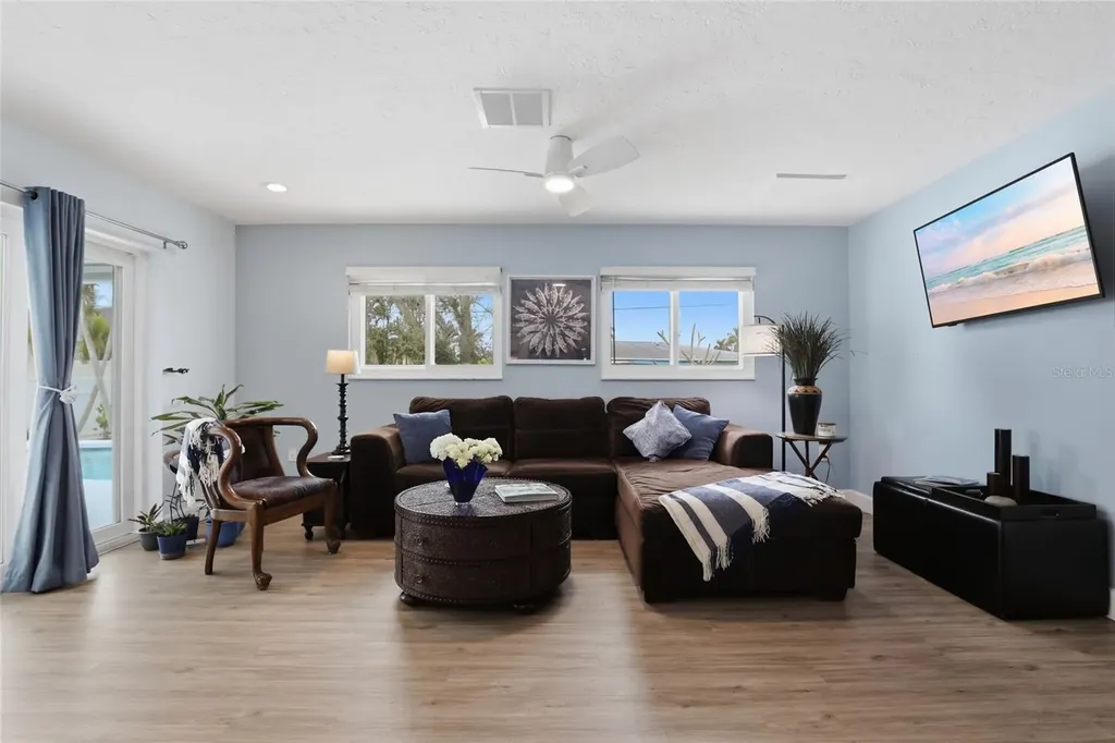 514 Palm Avenue Nokomis FL 34275