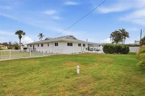 514 Palm Avenue Nokomis FL 34275