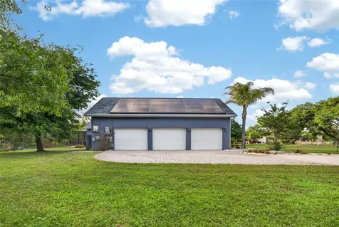 2514 Martucci Seffner FL 33584