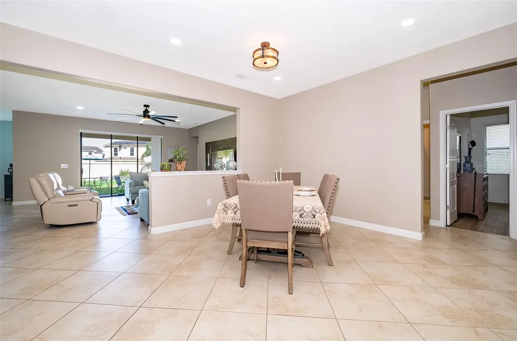 2736 Atherton Drive Orlando FL 32824