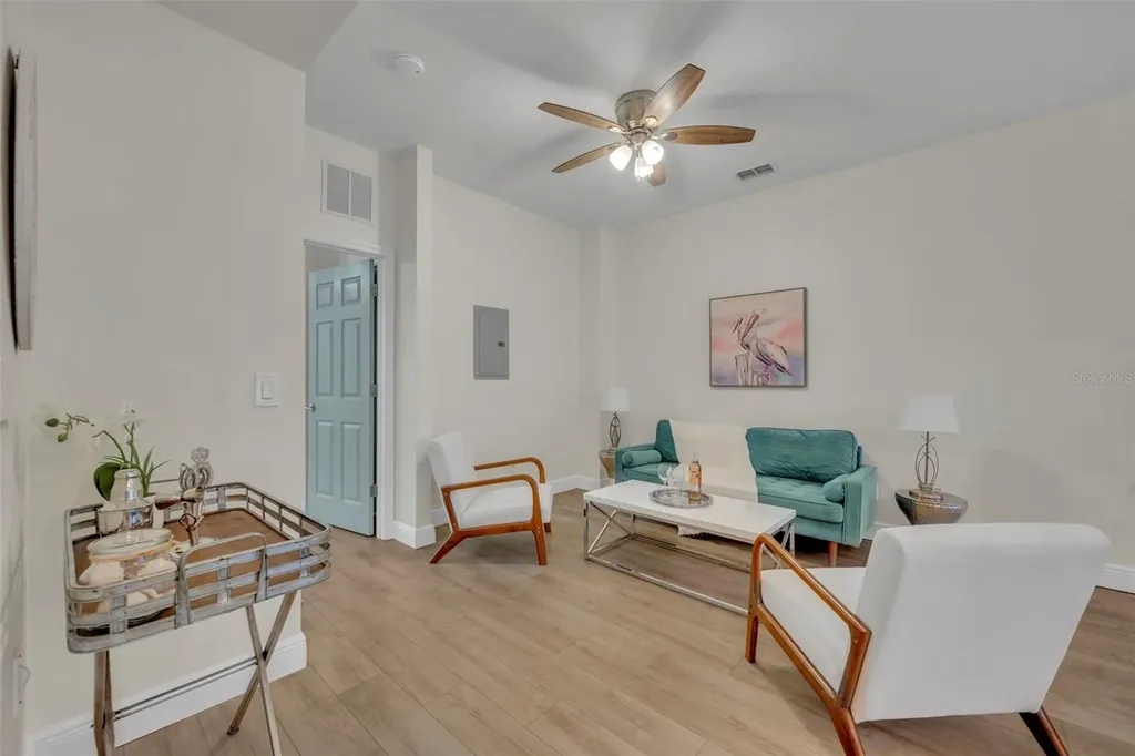 1172 S Beach Circle Kissimmee FL 34746