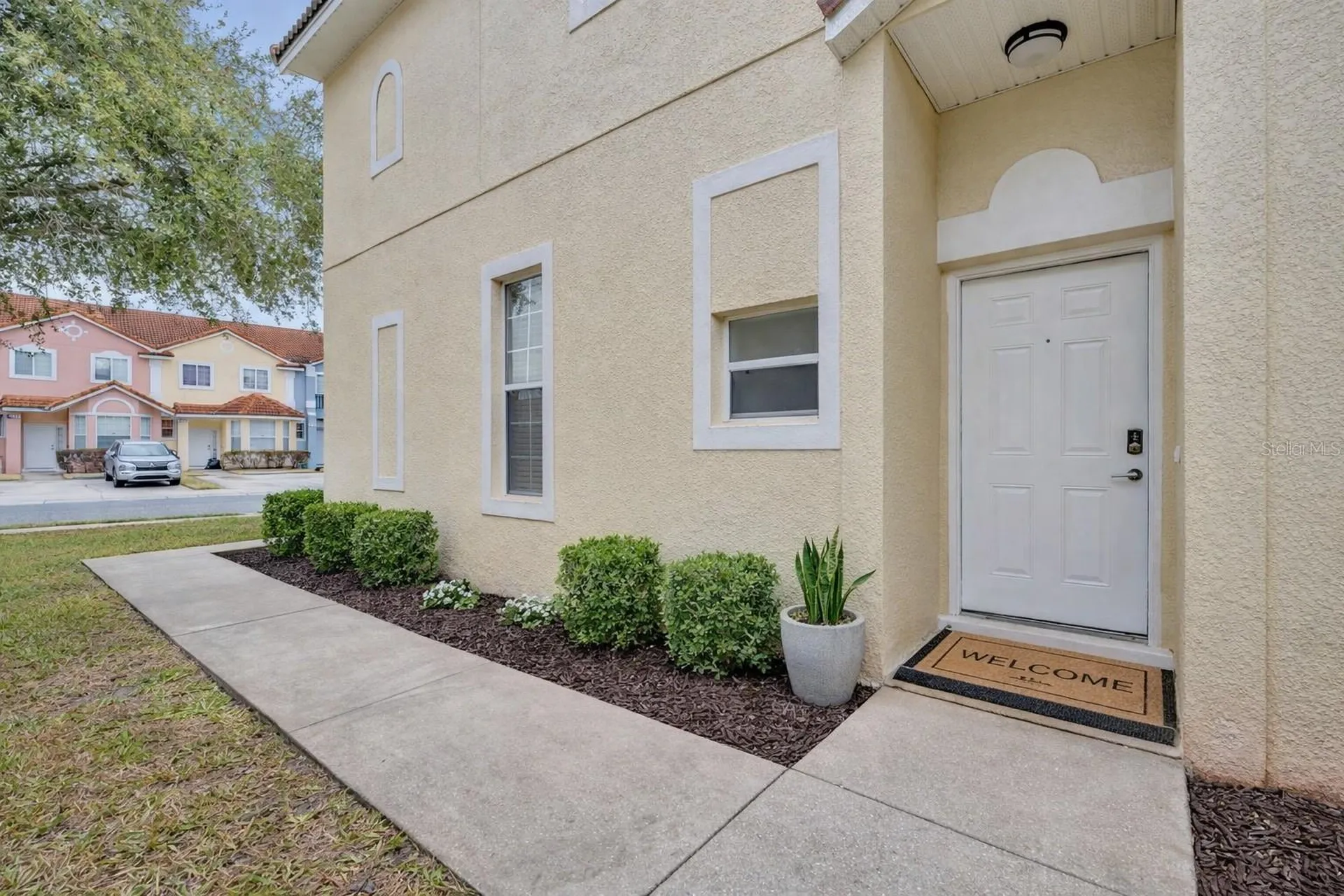 1172 S Beach Circle Kissimmee FL 34746