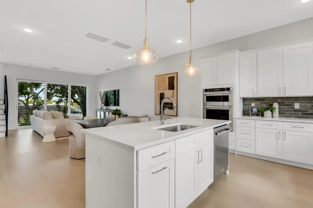 50 64th Street S St Petersburg FL 33707