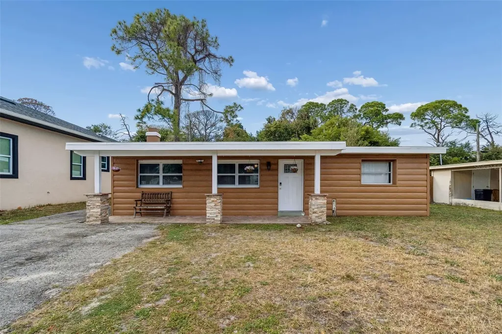 5681 94th Terrace N Pinellas Park FL 33782