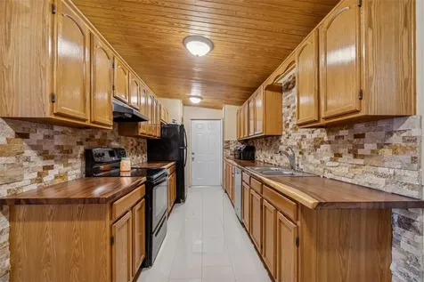 5681 94th Terrace N Pinellas Park FL 33782
