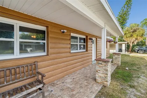 5681 94th Terrace N Pinellas Park FL 33782