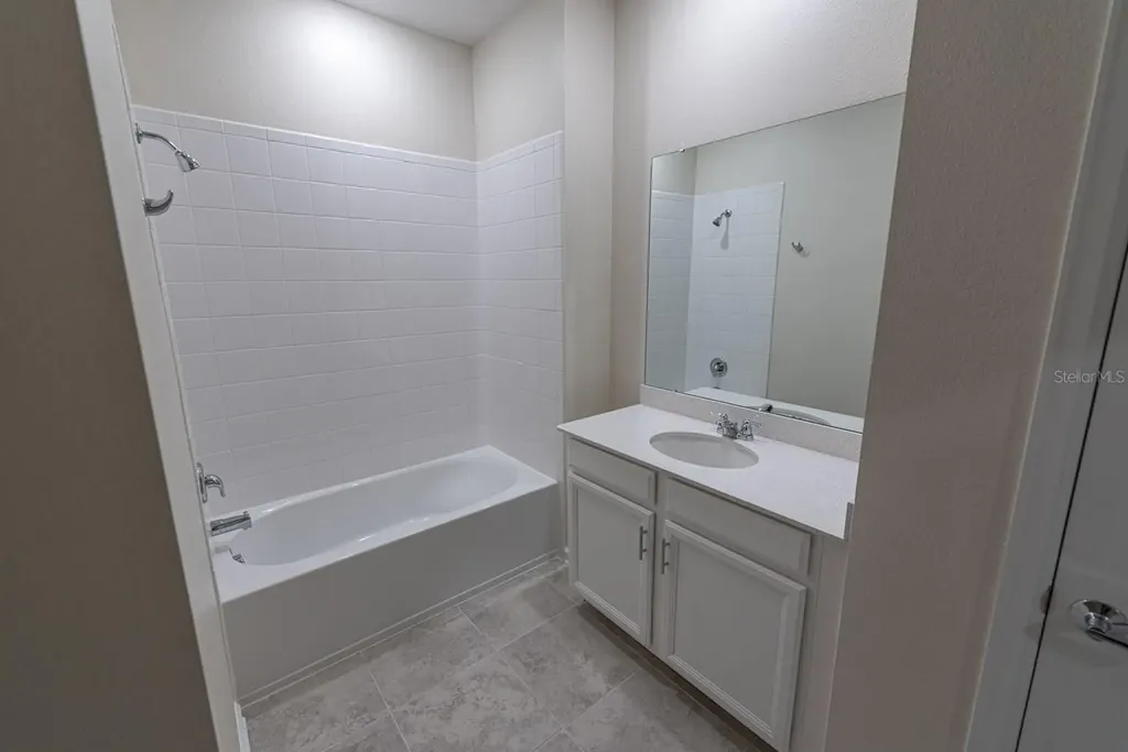 2990 Aqua Virgo Loop Orlando FL 32837