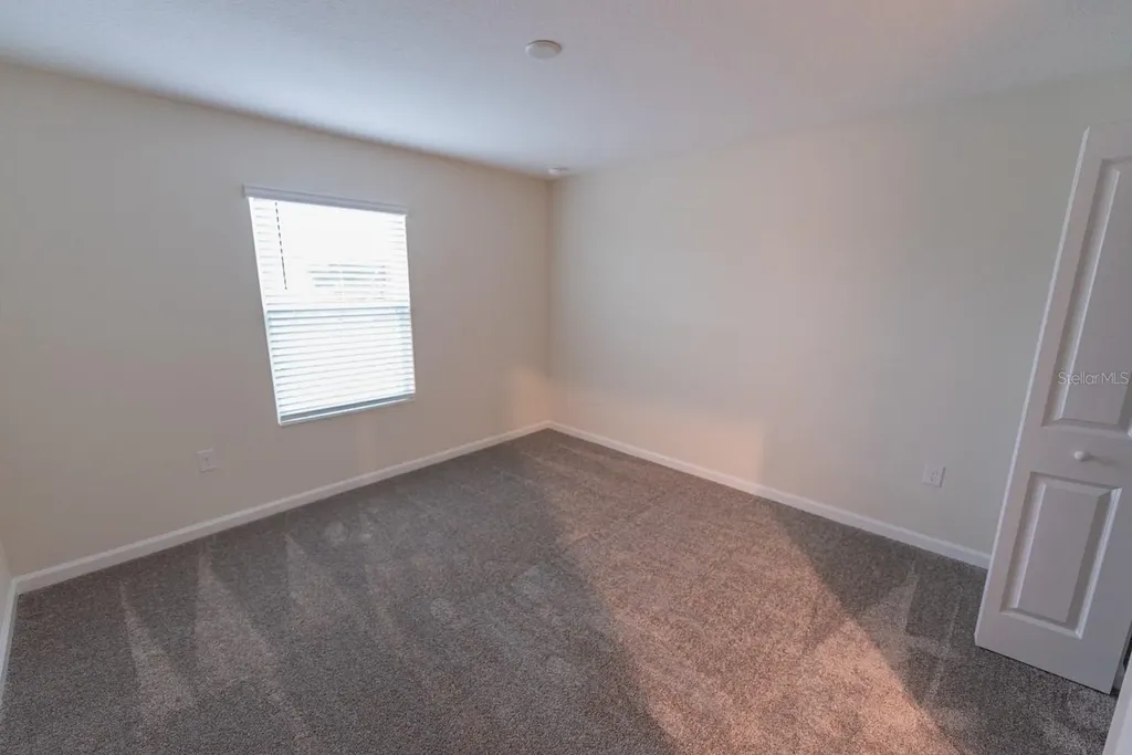 2990 Aqua Virgo Loop Orlando FL 32837