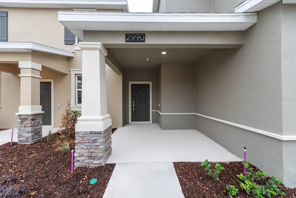 2990 Aqua Virgo Loop Orlando FL 32837