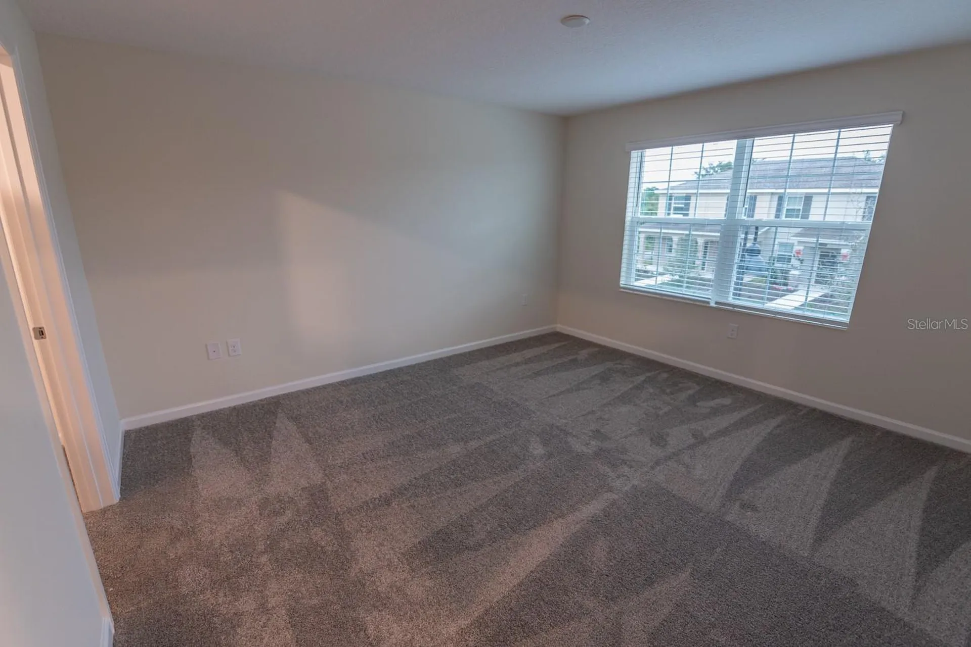 2990 Aqua Virgo Loop Orlando FL 32837