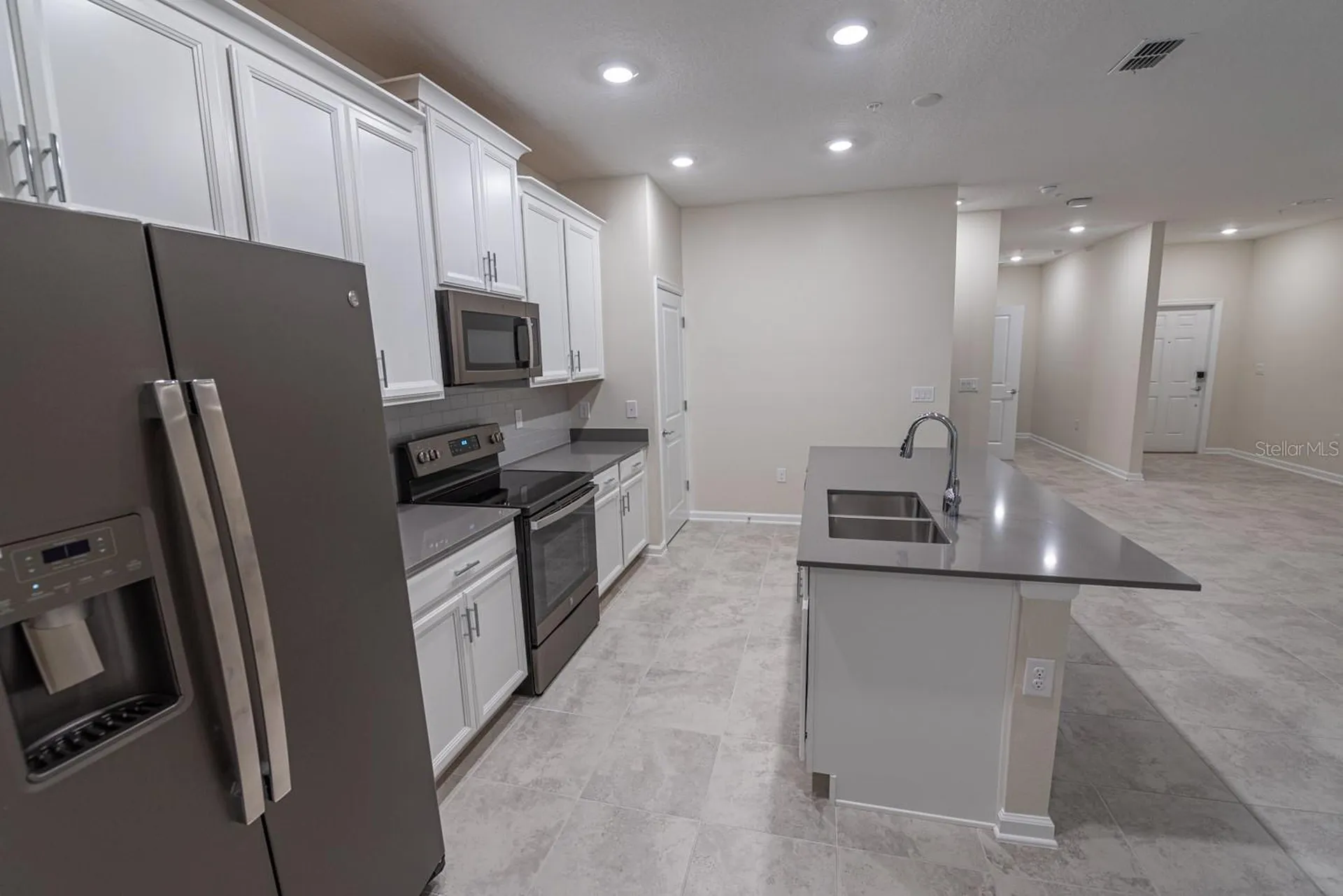 2990 Aqua Virgo Loop Orlando FL 32837
