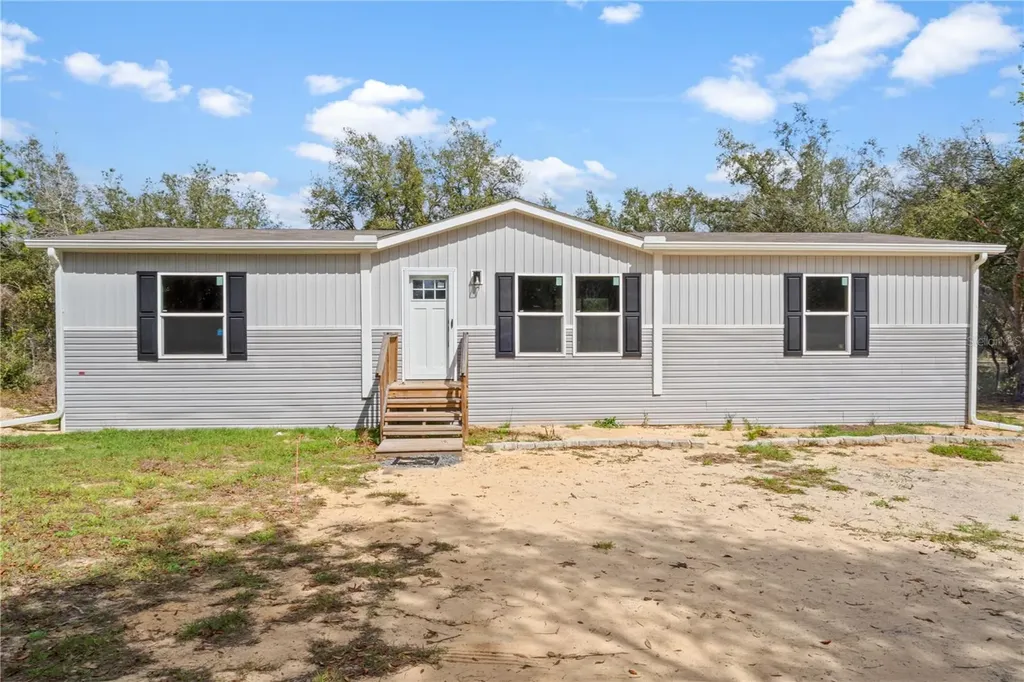 11431 NE 71st Street Bronson FL 32621