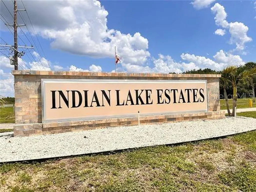 906 Granada Drive Indian Lake Estates FL 33855