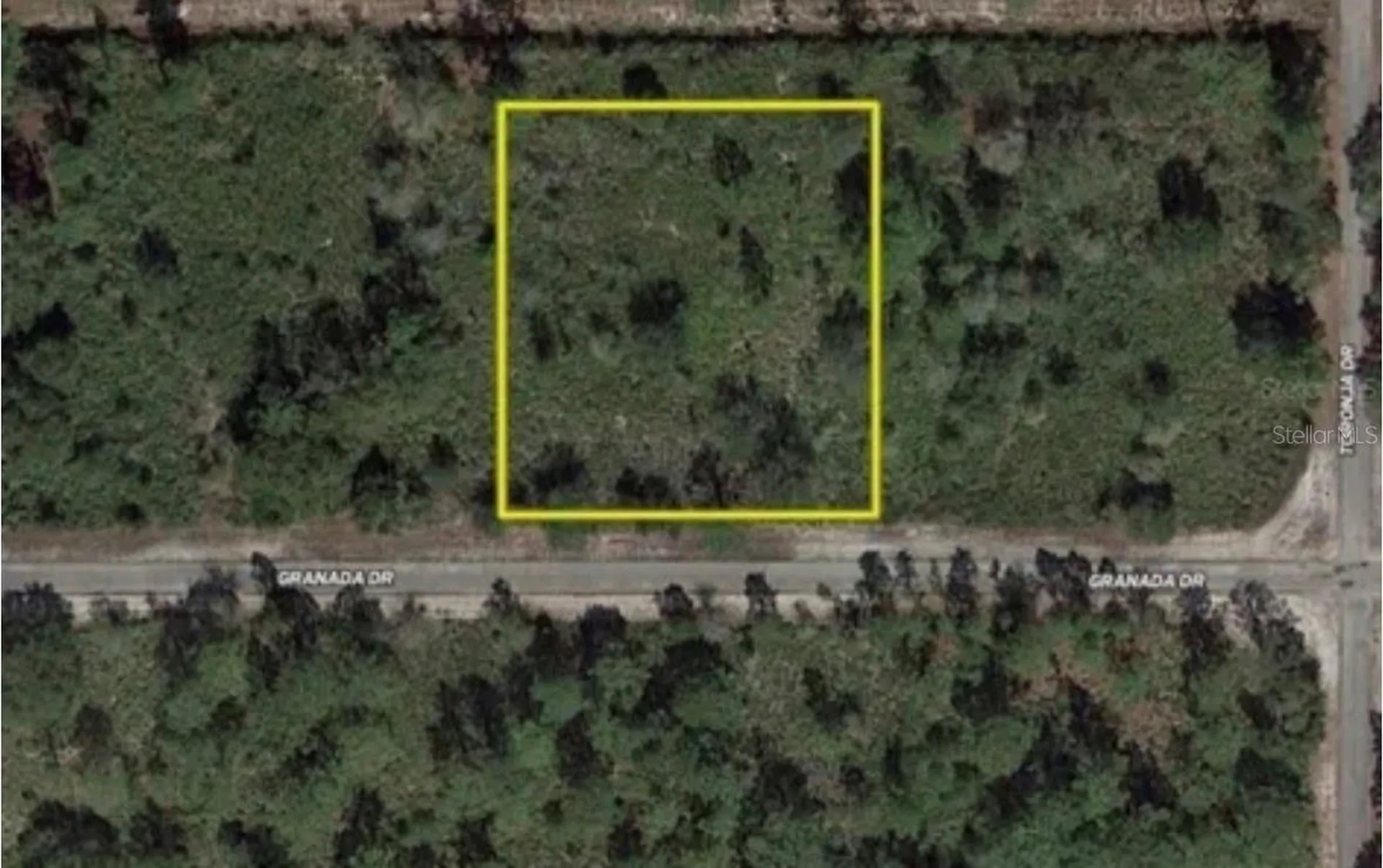 906 Granada Drive Indian Lake Estates FL 33855