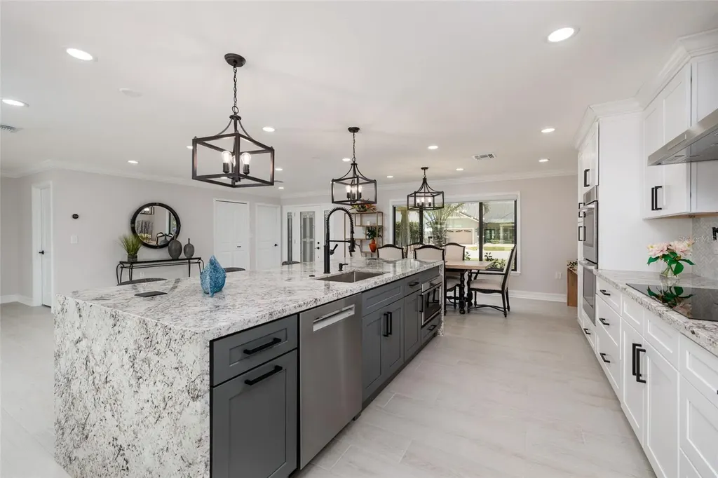 825 116th Avenue Treasure Island FL 33706