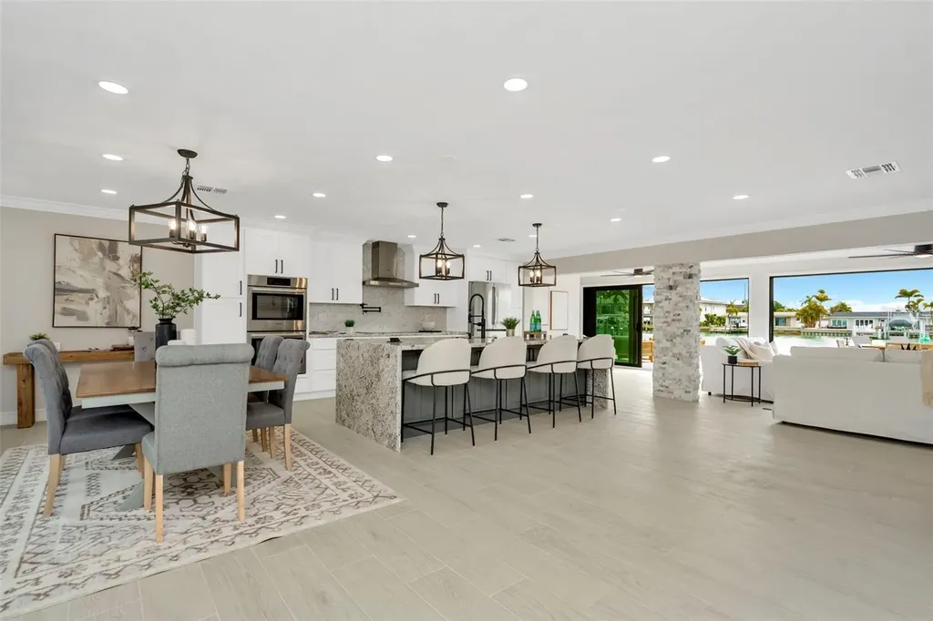 825 116th Avenue Treasure Island FL 33706