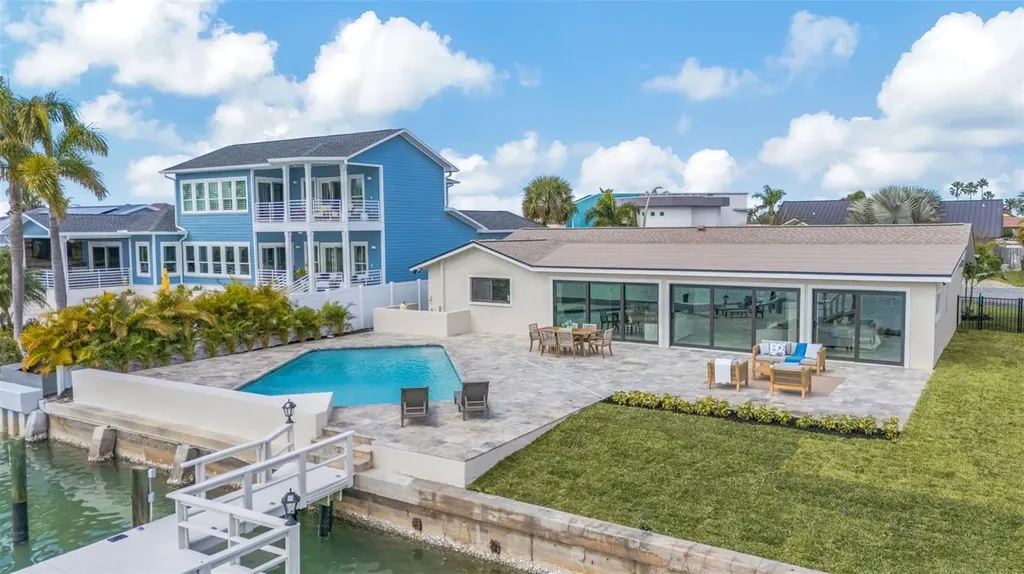 825 116th Avenue Treasure Island FL 33706