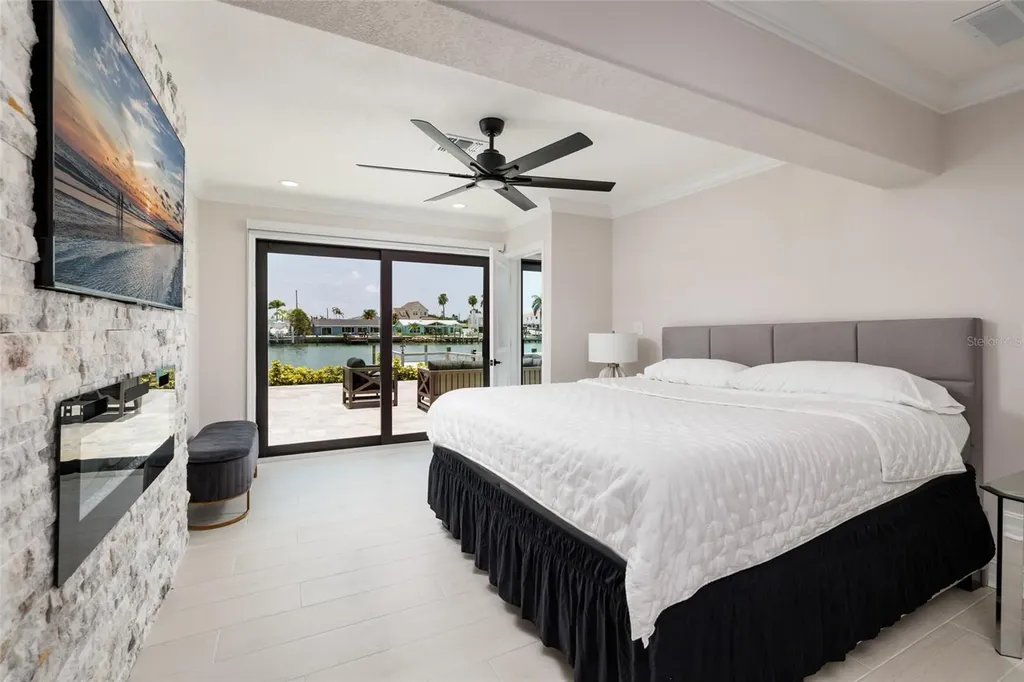 825 116th Avenue Treasure Island FL 33706