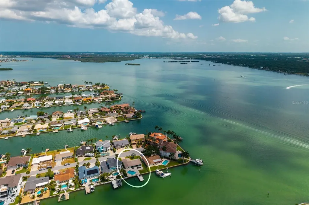 825 116th Avenue Treasure Island FL 33706