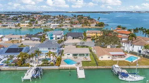 825 116th Avenue Treasure Island FL 33706