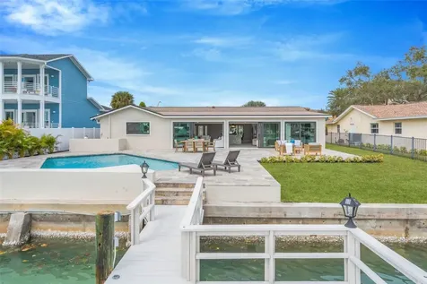 825 116th Avenue Treasure Island FL 33706