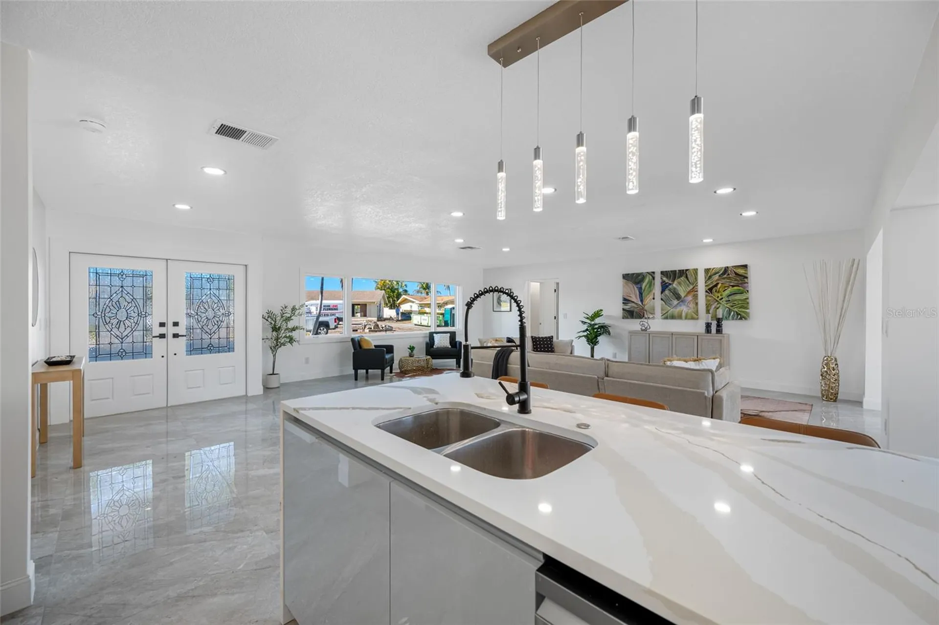 7905 9th Avenue S St Petersburg FL 33707