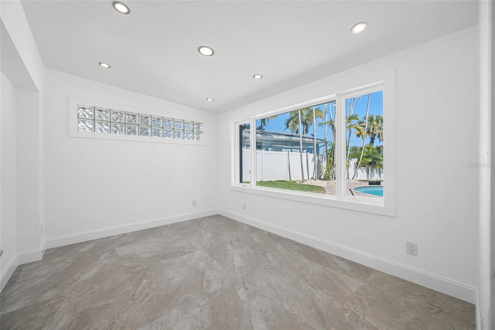 7905 9th Avenue S St Petersburg FL 33707
