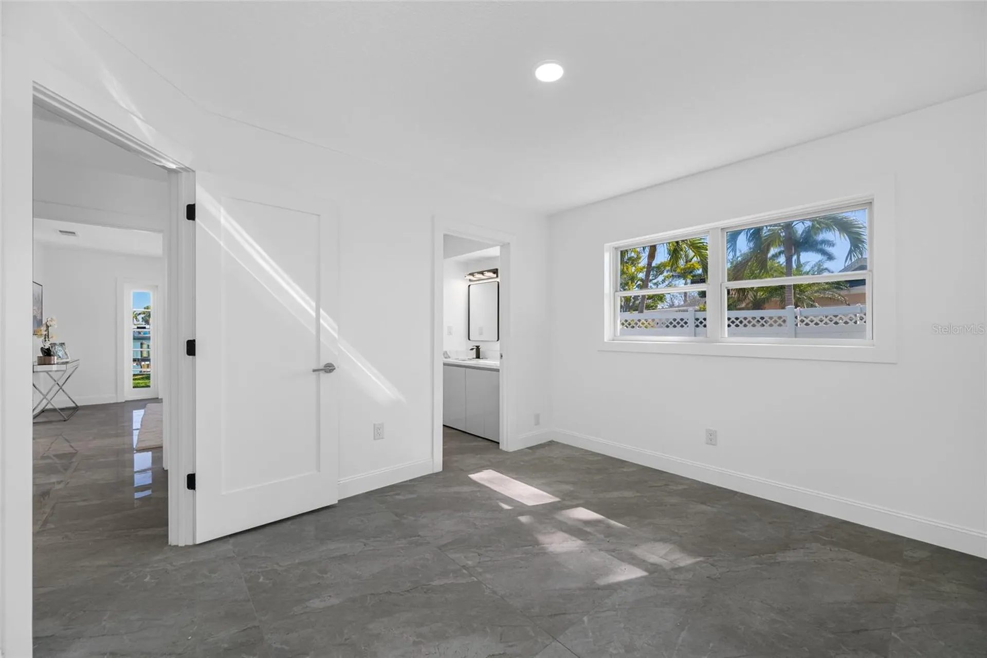 7905 9th Avenue S St Petersburg FL 33707