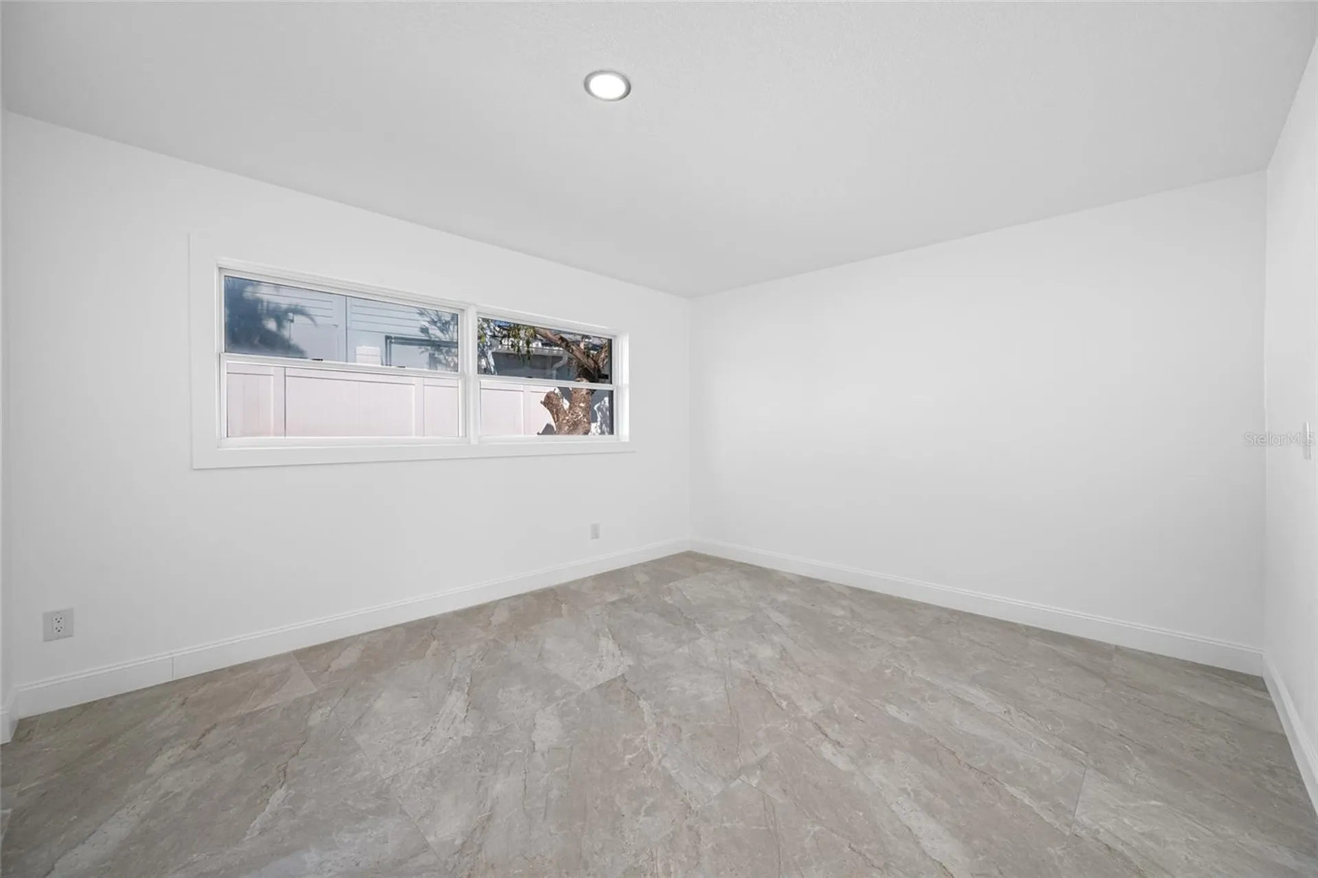 7905 9th Avenue S St Petersburg FL 33707
