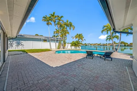 7905 9th Avenue S St Petersburg FL 33707