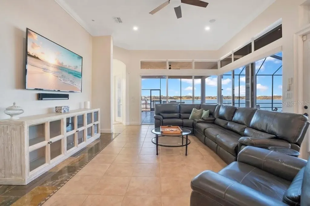 3040 Highlands By The Lake Way Lakeland FL 33812